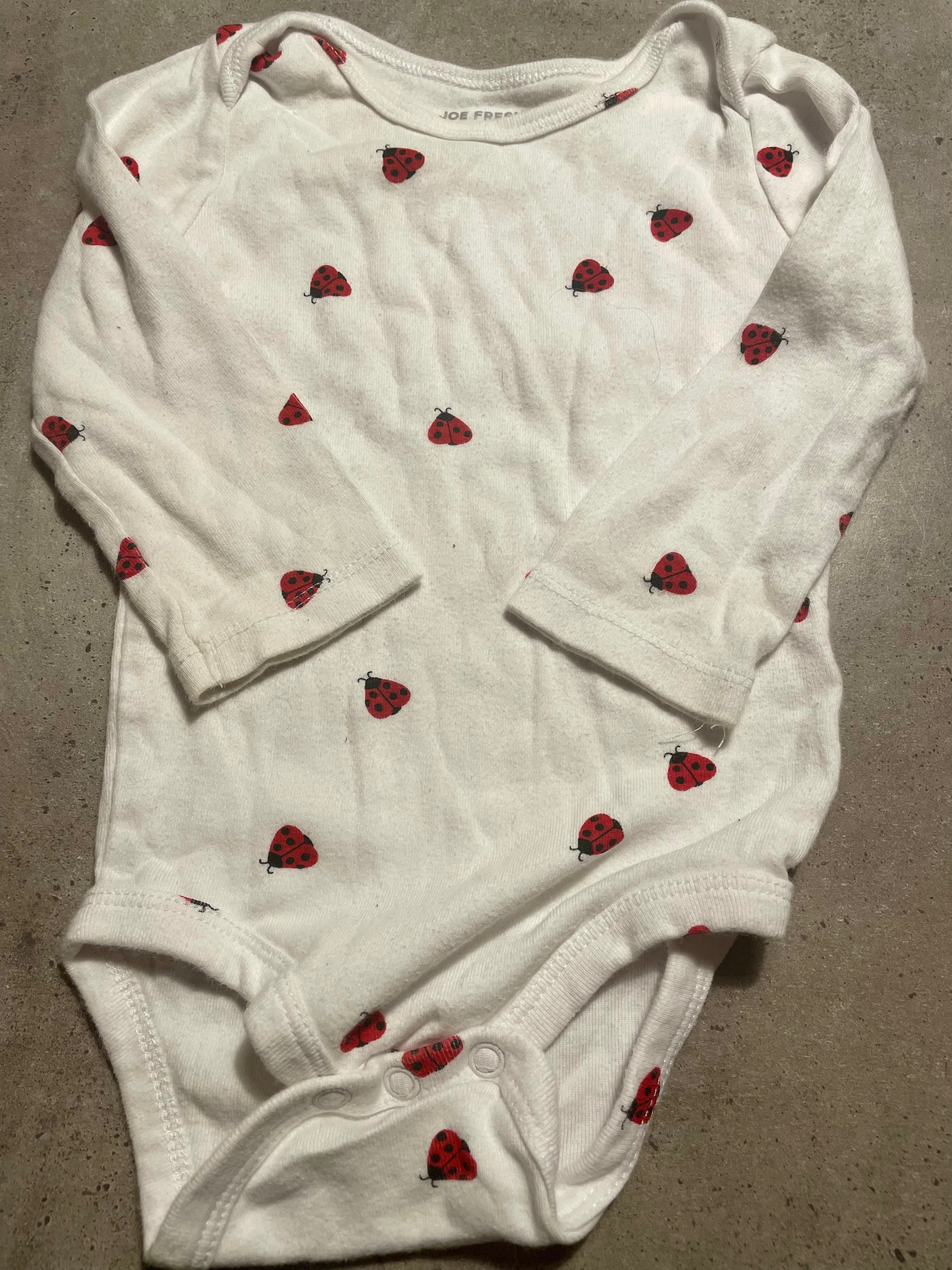 cache couche manches longues joe fresh 6-12 mois